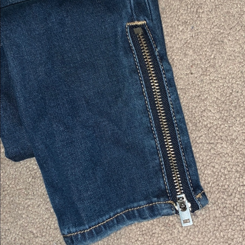 Anthropologie // Levi’s High Rise Skinny Jeans🌛 - Picture 9 of 12